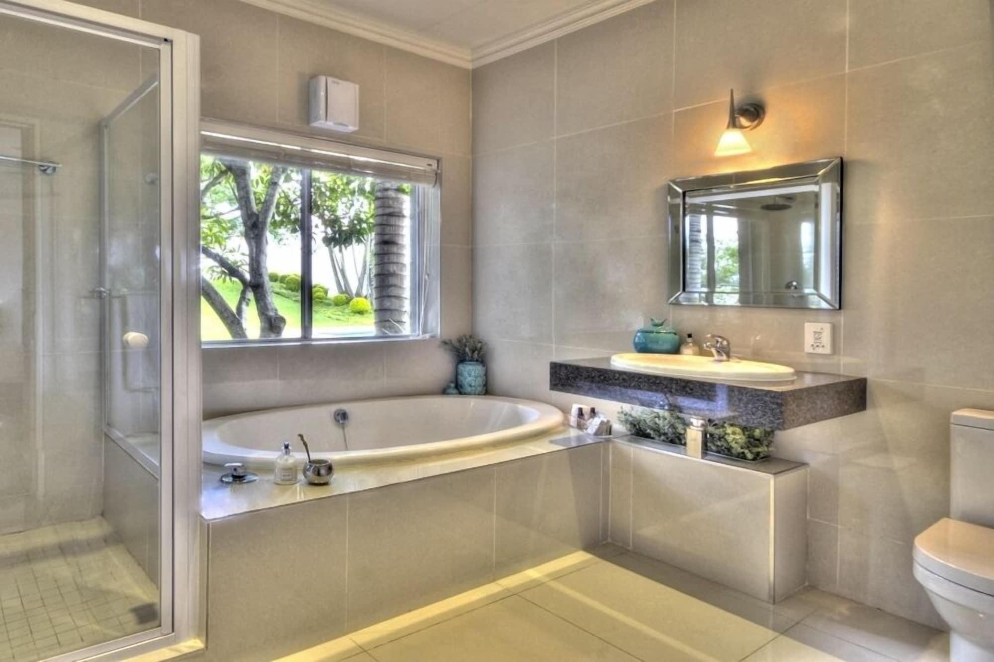 Loerie'S Call Guesthouse Mbombela ภายนอก รูปภาพ