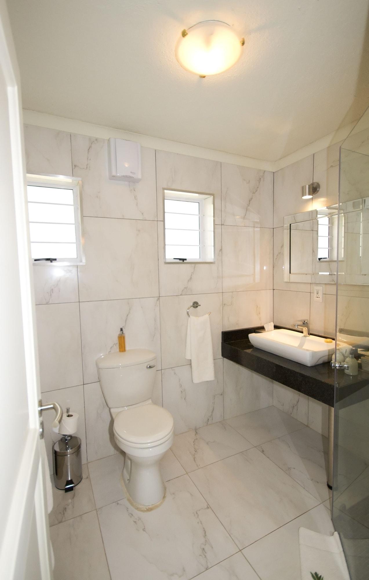 Loerie'S Call Guesthouse Mbombela ภายนอก รูปภาพ