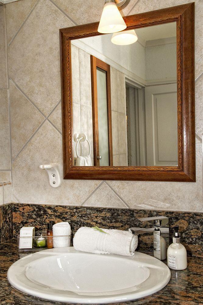 Loerie'S Call Guesthouse Mbombela ภายนอก รูปภาพ