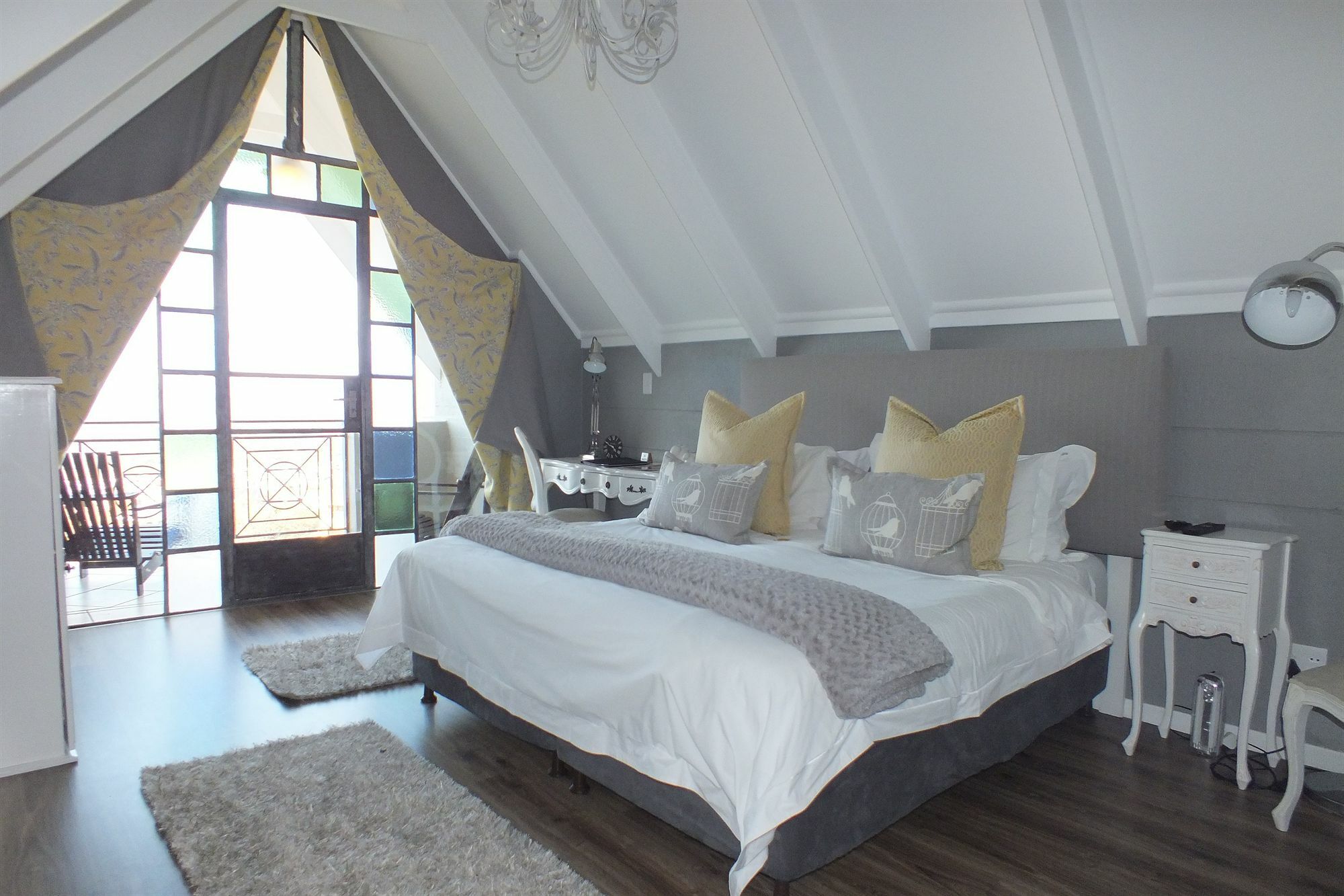 Loerie'S Call Guesthouse Mbombela ภายนอก รูปภาพ